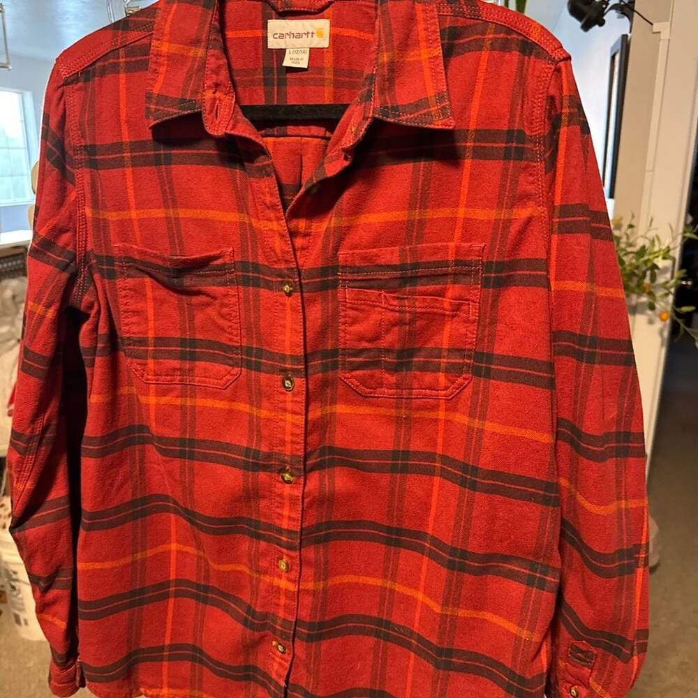 Carhartt Women's Red and Black Plaid Long Sleeve Flannel Shirt